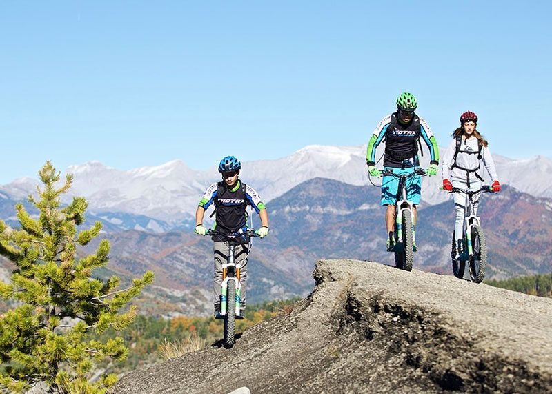 Balade en trottinette électrique sur les hauteurs d'Annecy